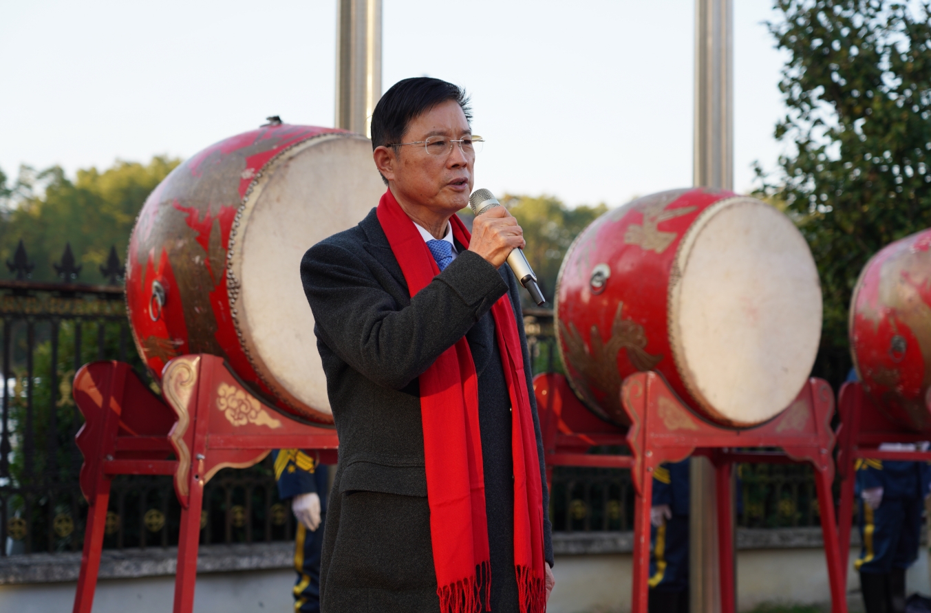 慶元旦 迎新年 | 奏響愛國強音，開啟2025新紀元